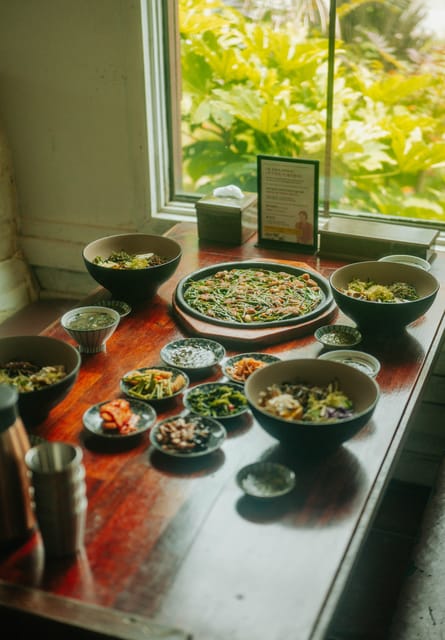 Jeju East: Small Group Healing Tour w/Woman Divers Show - Finishing with tangerines and a slower final stop