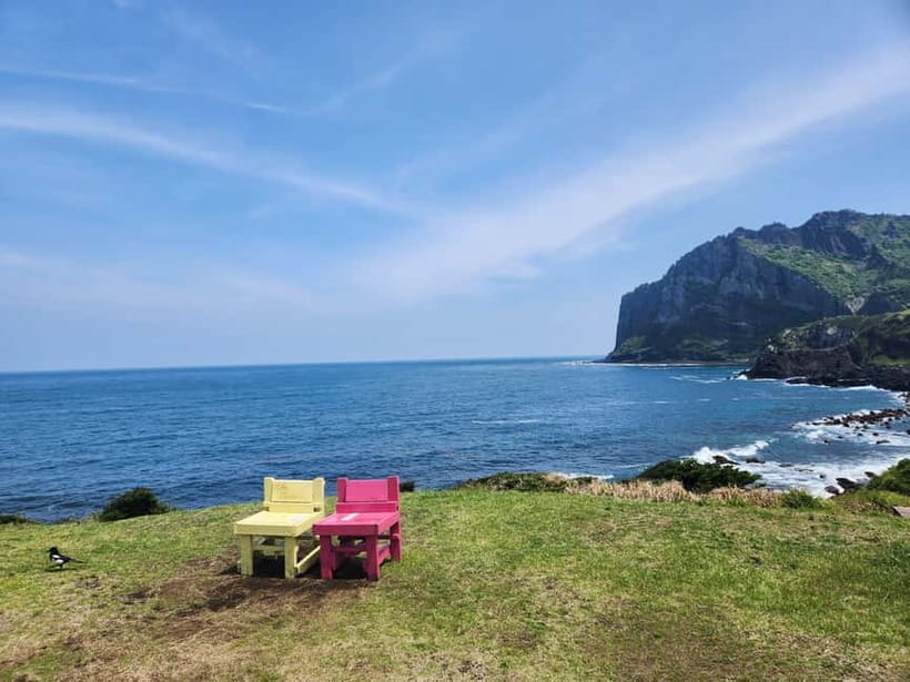 Jeju: Eastern Jeju UNESCO Spots Day Tour - Lunch gives the schedule a needed pause