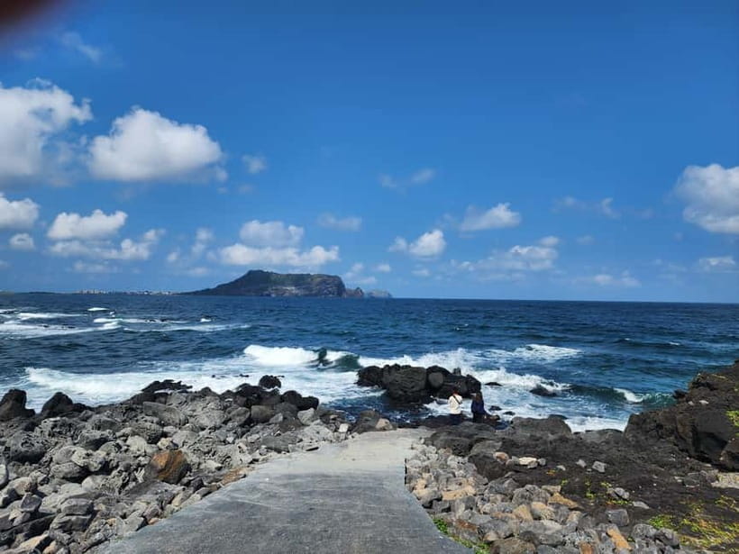 Jeju Highlights Day Trip (East Course) - Who should book this East Course?
