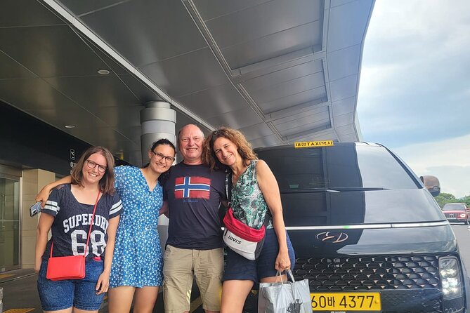 jeju island Jumbo taxi Private tour with Mr.Hong East of jeju - Woljeongri Beach for a lighter coastal pause