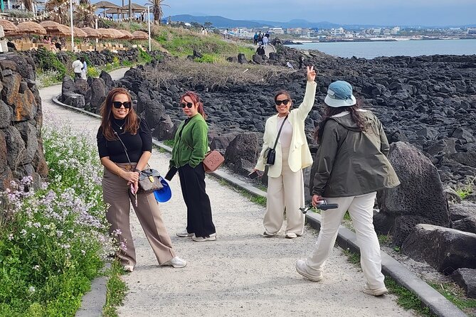 Jeju Island Popular Sightseeing Private Car Charter Tour 5/9hours - Building an east Jeju day around Seongsan