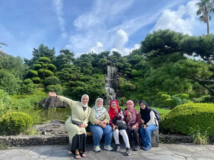 Jeju Island: Private Car Charter Tour - Eastern Jeju: volcanoes, lava tubes, and the sea