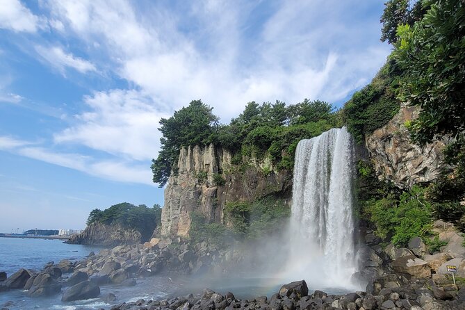 Jeju island private Day tour – west and south of Jeju island - The western options stretch the day toward Hyeopjae and Aewol