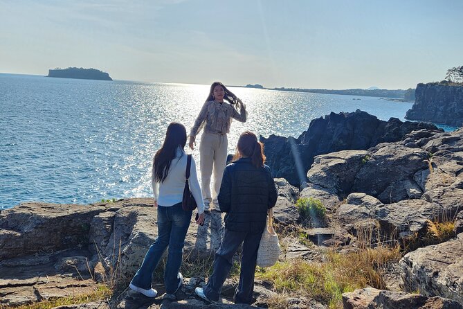 Jeju island Southern Unesco Mt.halla ONE day Bus Tour - A quiet pause at Eongdeongmul Valley