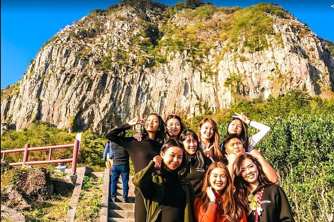 Jeju Island Taxi Tour - West Day Tour - O’sulloc Tea Museum offers a slower pause