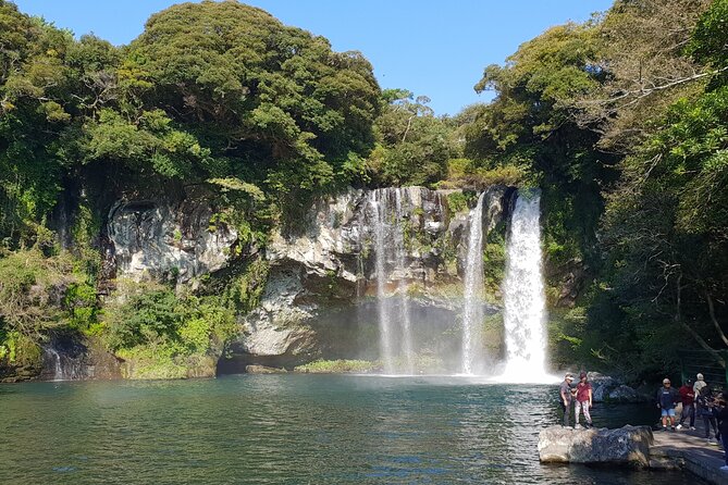 Jeju Premium Small Group UNESCO Day Tour - South Course - Cheonjiyeon Waterfall: an easy scenic walk