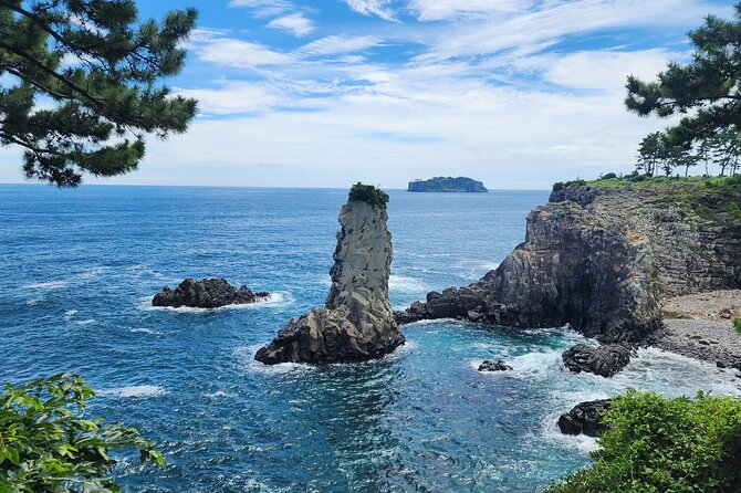 Jeju Premium Small Group UNESCO Day Tour - South Course - The lunch break and what you actually pay for