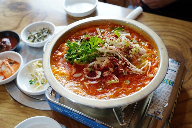 Jeju Premium Small Group UNESCO Day Tour - West Course - Hallim Park is the day’s longest stop