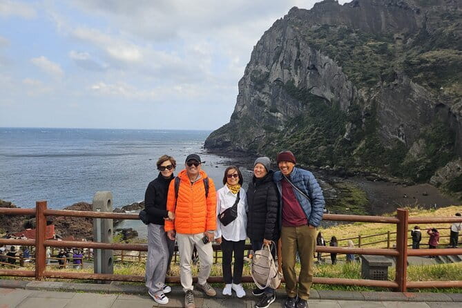 Jeju Private Half-Day Tour for Cruise Customers - Jeju Stone Park and the island’s stone mythology