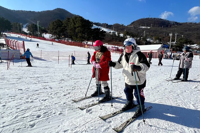 Jisan Ski Resort from Seoul by Shuttle(Opt Winter Skiing Package) - Six hours at Jisan Forest Resort