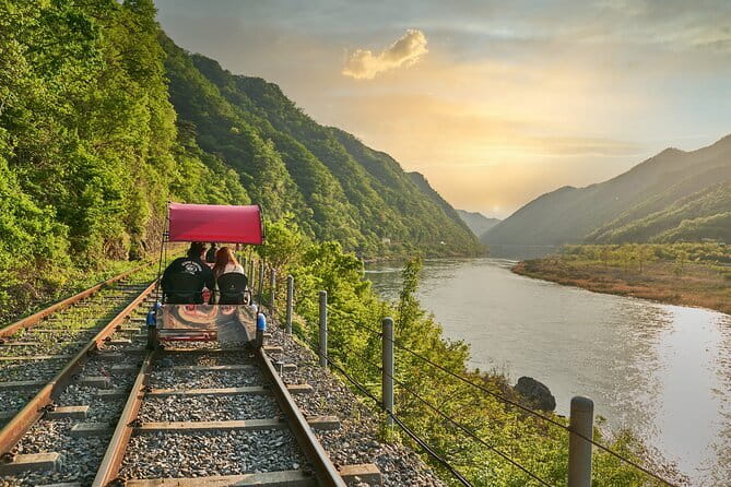 K-pop boyband Film Location Private Day Trip - Lunch choices that add a personal touch