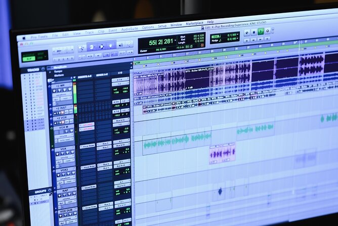 K-Pop Making Class with a Producer! - Recording at KING STUDIO near Seolleung Station