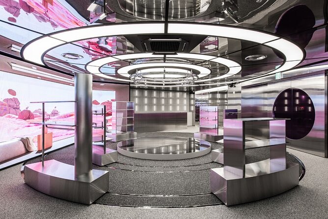 K-Pop Tour - Transport, Pickup, and the Drop-Off at Myeongdong Station