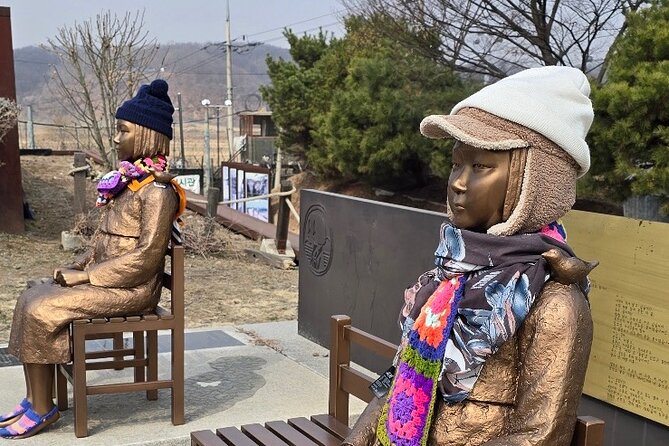 Korea DMZ Private Tour with War Memorial Tour as Service - A Short Visit to Tongilchon Village