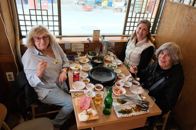 Korean BBQ with People in Busan - Why Korean BBQ is better with a food buddy