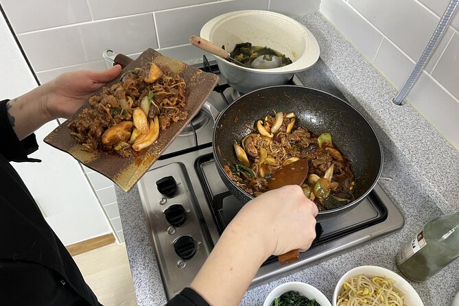 Korean Cooking Class in Seoul with a Professional Chef - The optional walk through Mangwon Market