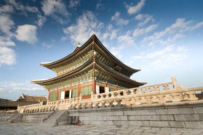 Korean Heritage Tour: Palaces and Villages of Seoul Including Gyeongbokgung Palace - Why this tour works as a first day in Seoul