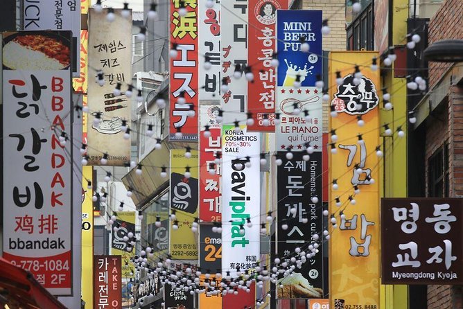 Korean History & Heritage Tour - Bukchon Hanok Village, a living neighborhood