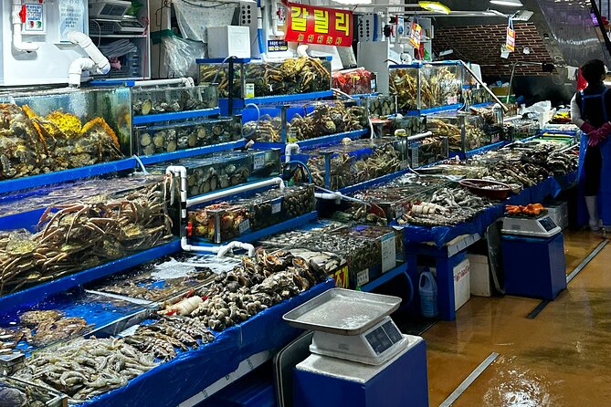 Korean Market Adventure with Chef Yie - Noryangjin Fish market - From market purchase to traditional Korean meal