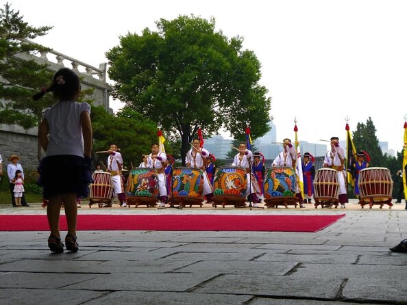 Layover Tour for essential Seoul City & Gourmet tour(Incl. Lunch) - The National Folk Museum, where daily life gets practical