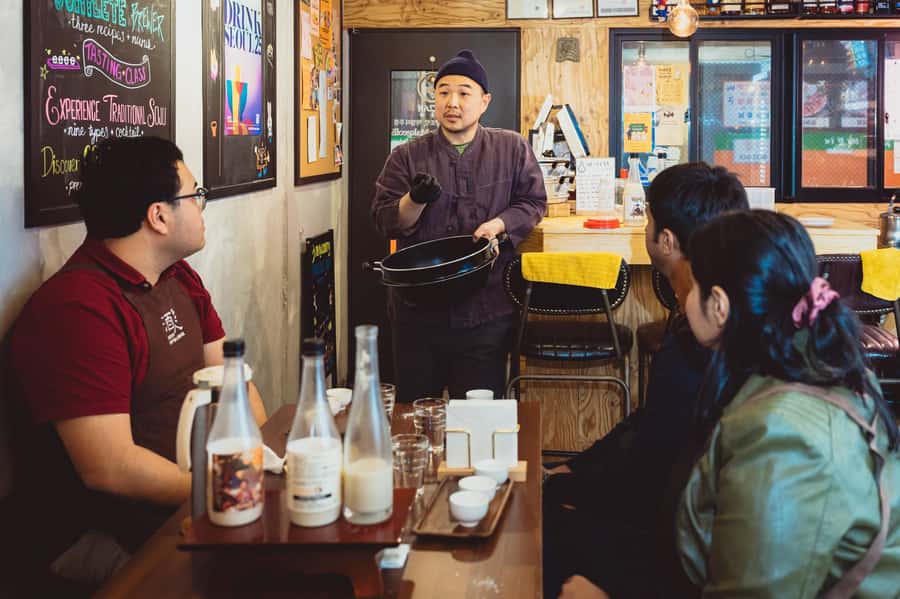 Learn and Craft Makgeolli in a Traditional Brewery - A tasting lesson in craft and commercial makgeolli