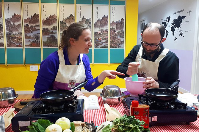 Local Home Korean Cooking Class & Market Adventure in Seoul - Practical details that affect your day