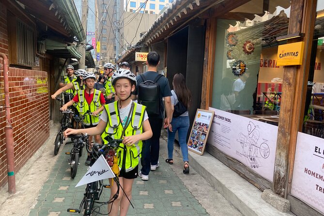 Market Food Tour & Evening E-bike Ride in Seoul - Eating your way through Gwangjang Market