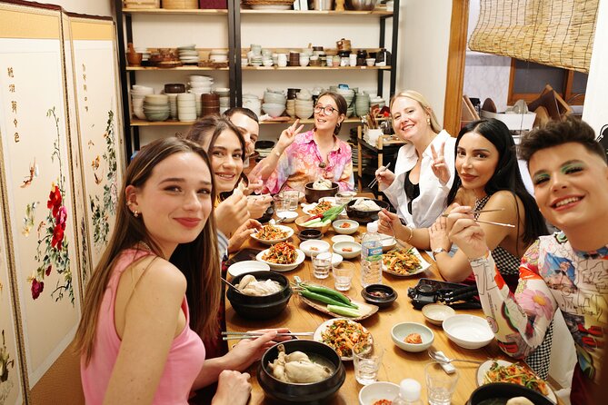 Master Korean traditional cooking with a Kimchi chef - Eating the meal you prepared