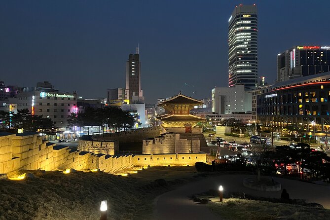 Morning Bike Tour along the Han River with a Local - Koa’s guiding style shapes the experience