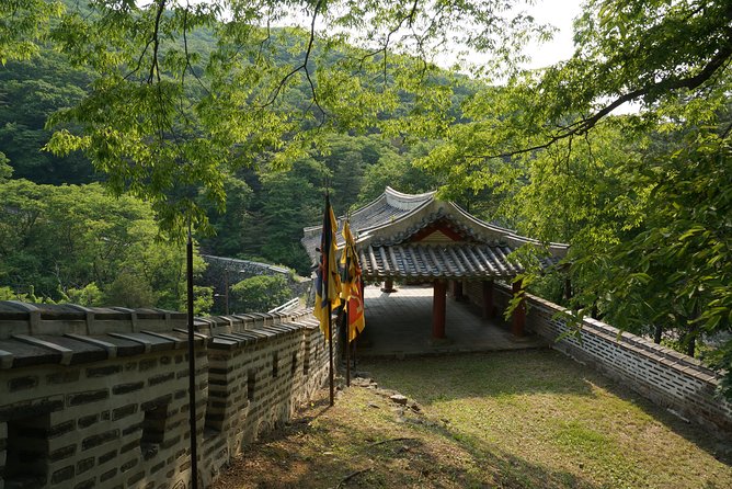 Namhansanseong UNESCO Historical Sites and Korean Folk Village-Private Tour - Is $198 per person a fair price?