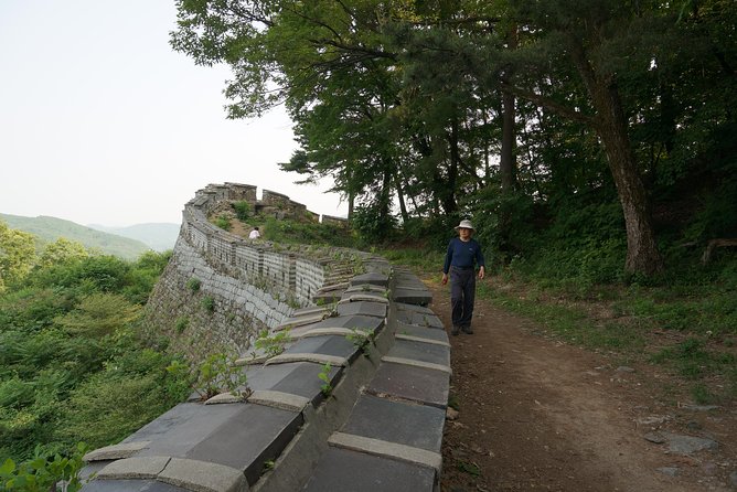 Namhansanseong UNESCO Historical Sites and Korean Folk Village-Private Tour - Who will enjoy this day most?