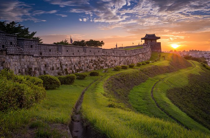 Night View Tour to Suwon Hwaseong Fortress from Seoul - Hwaseong Fortress: a short introduction to a large site