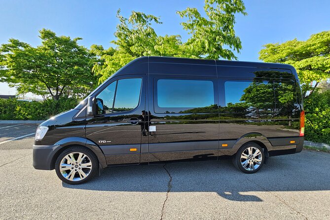 Private Airport Transfer From Incheon Airport To Seoul(up to 12) - Communication is part of the service