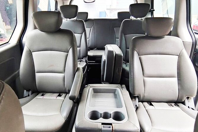 Private Airport Transfer : Gimpo airport to/from Seoul (1~7pax) - The 90-minute ride from Gimpo to your accommodation