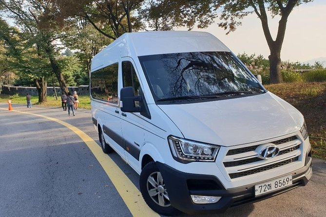 Private Airport Transfer: Seoul City to Incheon Airport 1-12 pax - The van, seating, and luggage question