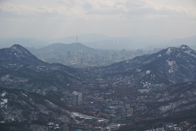Private Bukhansan Hiking Tour (More Members Less Cost per Person) - Who should book this Bukhansan outing
