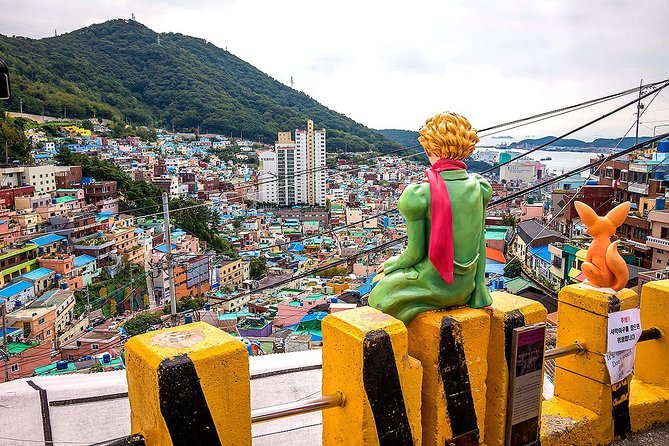 Private Busan Tour with hidden gem of Busan by Local Guide - BIFF Square, street food, and Busan’s film culture