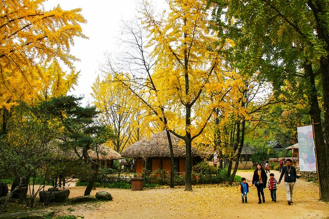 Private Day Trip to Korean Folk Village and Hwaseong Fortress - Three hours among Korea’s traditional homes