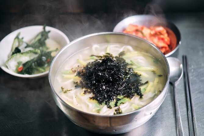 Private Downtown Seoul Food & Market Tour with 8+ Tastings - Key things to know before booking