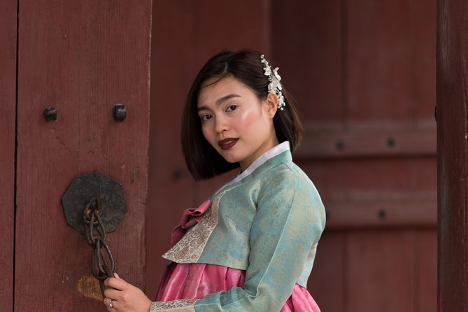 Private Palace Photo Shoot in Seoul with a Photographer - A private alternative to ordinary Seoul snapshots