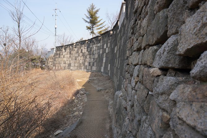 Private Seoul Wall Trekking [Inwangsan, Bugaksan, Naksan Park, N-Seoul Tower] - Naksan Park: the most approachable wall section