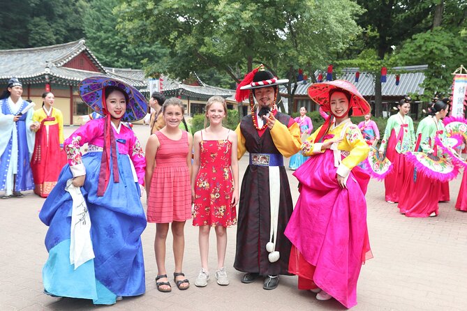 Private Tour around Suwon UNESCO Fortress and Korea Folks Village - Two hours at the Korean Folk Village