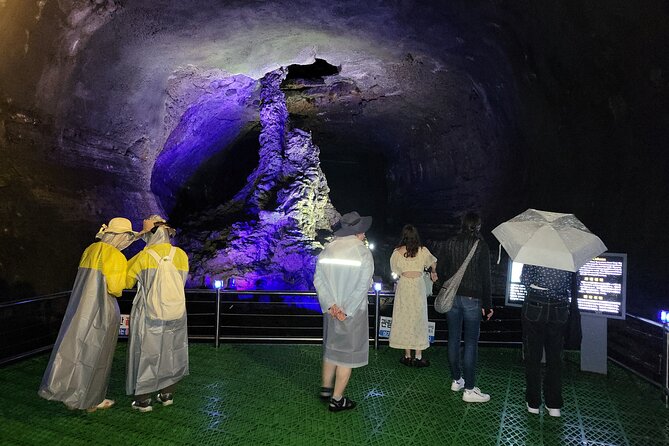 Private Tour in South and East in jeju island - Woljeong-ri Beach and a slower half hour