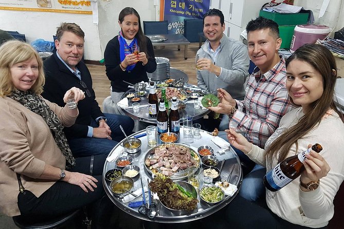 Seoul: Anthony Bourdain-Inspired BBQ and Pub Experience - Second stop: mungbean pancakes and market-pub food