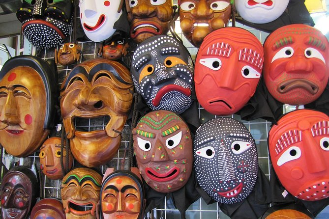 Seoul Art Tour with a Local Expert: 100% Personalized & Private - Insadong-gil, where art and daily life share the pavement