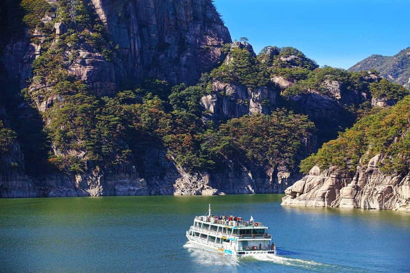 Seoul: Chungju Cruise, Cable Car & Cave Kayak Adventure Tour - A full day from Seoul to Chungju