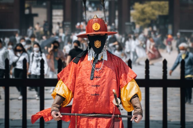 Seoul: City Highlights and Historical Experience No Shopping - The hanbok fitting: fun, but watch the clock