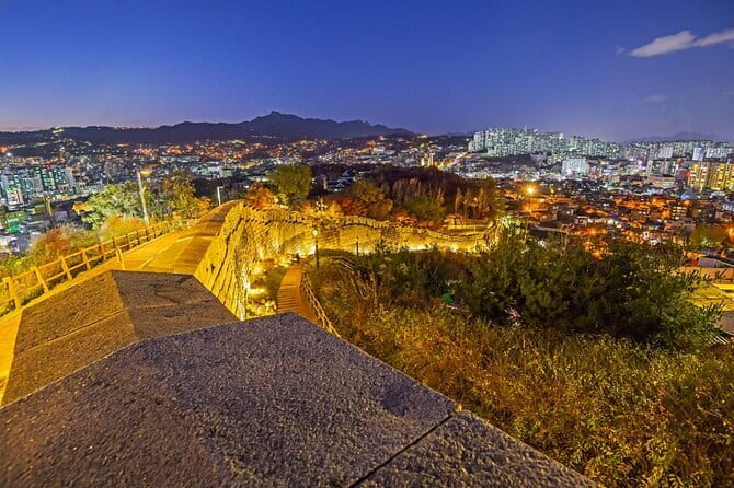 Seoul City Night View and Foodie Walking Tour - Why this evening route works so well