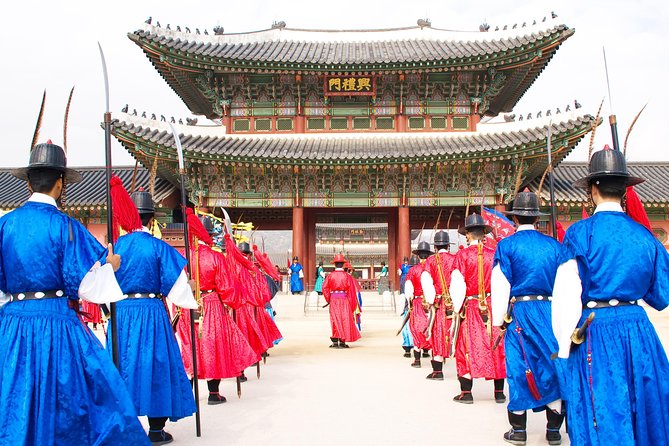 Seoul City Private Full-Day Tour Including Lunch - Bukchon Hanok Village and the cost of popularity