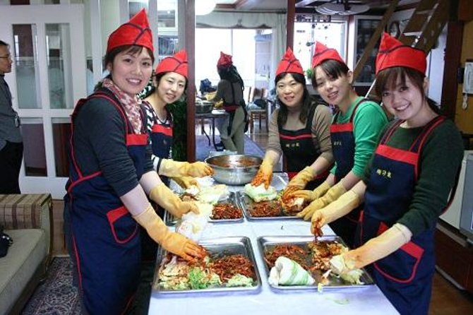 Seoul Cultural Tour - Kimchi Making, Gyeongbok palace with Hanbok - How the day’s timing affects the value